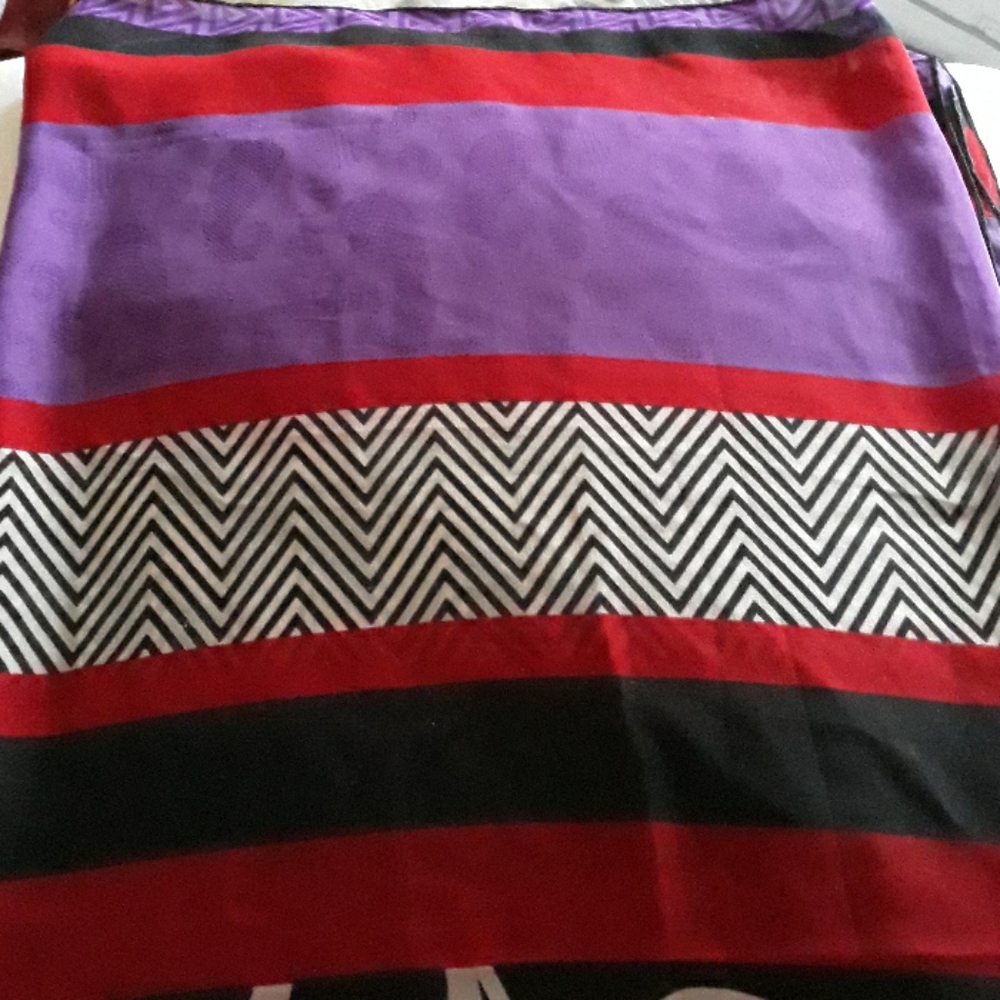 Rectangular Scarf - Picture 4 of 6